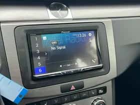 Volkswagen Passat (2013) thumbnail 14