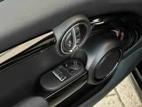 MINI Cooper (2022) thumbnail 25