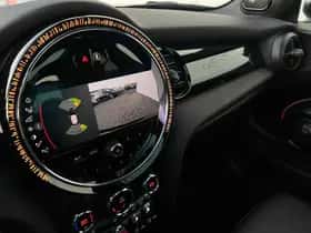 MINI Cooper (2022) thumbnail 8