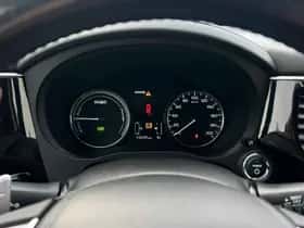 Mitsubishi Outlander (2015) thumbnail 13