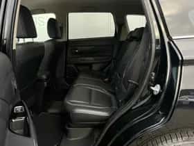 Mitsubishi Outlander (2015) thumbnail 7