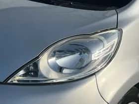 Peugeot 107 (2012) thumbnail 12