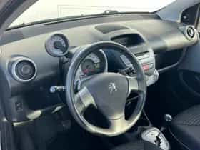 Peugeot 107 (2012) thumbnail 3