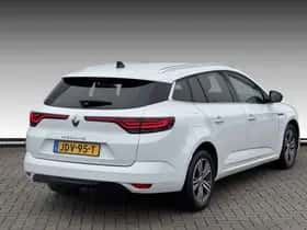 Renault Mégane (2024) thumbnail 2