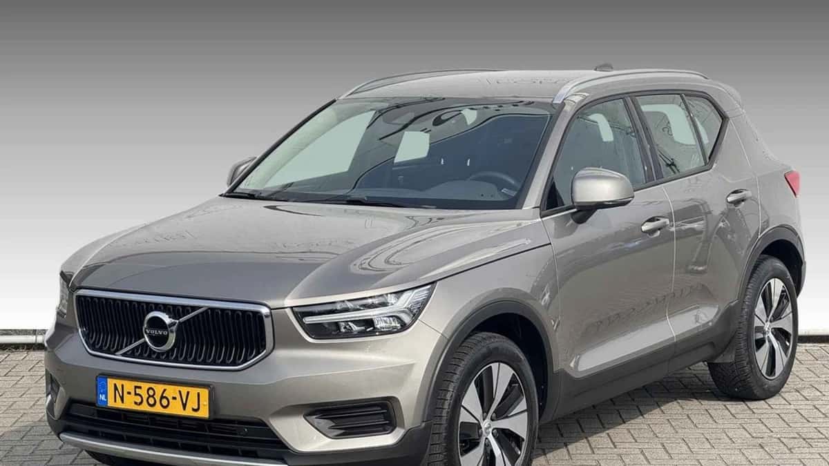 Volvo XC40 (2022) — foto 1
