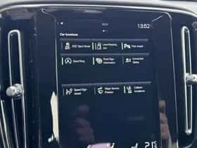 Volvo XC40 (2022) thumbnail 19