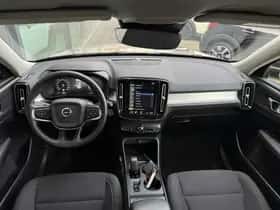 Volvo XC40 (2022) thumbnail 6