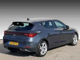 SEAT Leon (2022) thumbnail 2