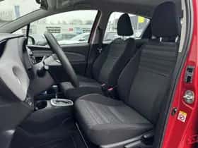 Toyota Yaris (2016) thumbnail 5