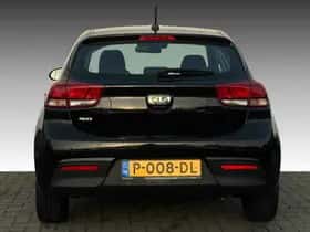 Kia Rio thumbnail 3