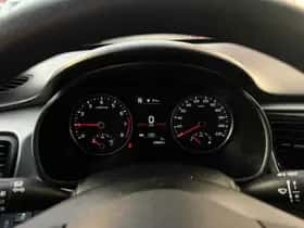 Kia Rio thumbnail 10