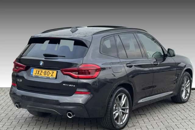 BMW X3 (2021) thumbnail 2
