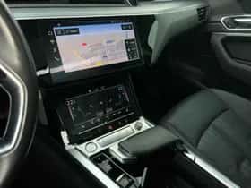 Audi e-tron (2019) thumbnail 13