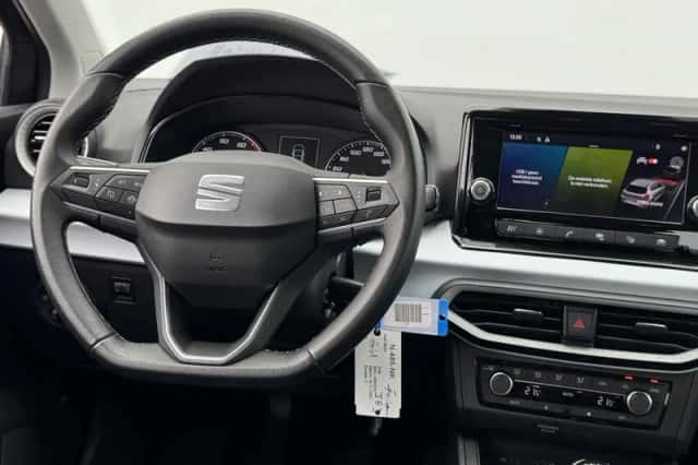 SEAT Ibiza (2021) thumbnail 5