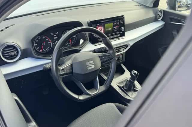 SEAT Ibiza (2022) thumbnail 4