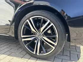 Volvo V60 (2021) thumbnail 18