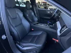 Volvo V60 (2021) thumbnail 8