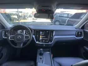 Volvo V60 (2021) thumbnail 10