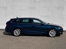 Škoda Octavia (2022) thumbnail 8