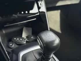 Peugeot 2008 (2020) thumbnail 21
