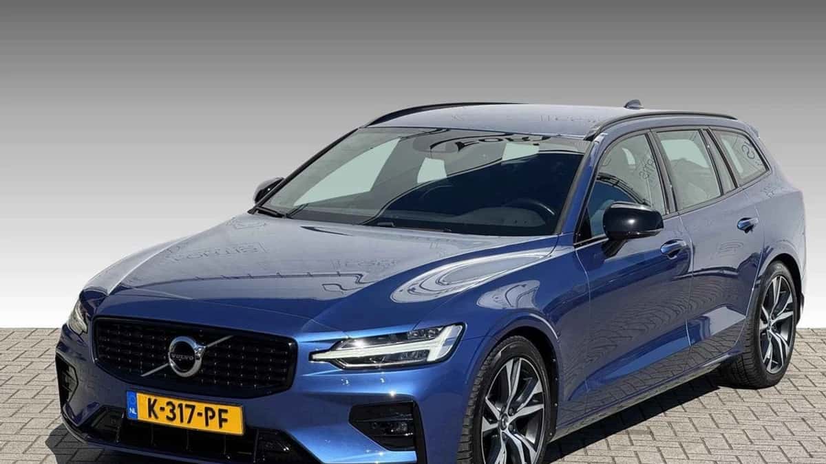 Volvo V60 (2021) — foto 1