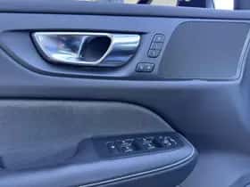 Volvo V60 (2021) thumbnail 23