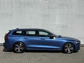 Volvo V60 (2021) thumbnail 8