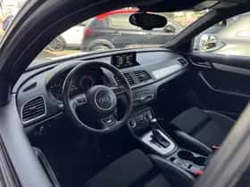 Audi Q3 (2015) thumbnail 3