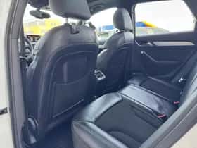 Audi Q3 (2015) thumbnail 8