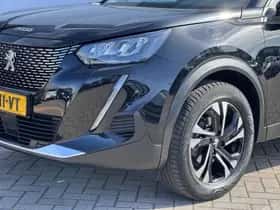 Peugeot 2008 (2022) thumbnail 9