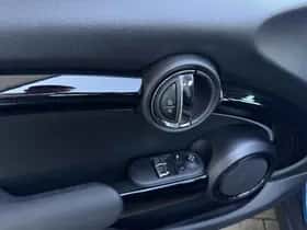 MINI Mini (2023) thumbnail 25