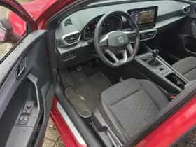 SEAT Leon (2021) thumbnail 5