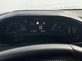 Peugeot e-208 (2023) thumbnail 20