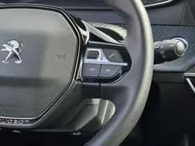 Peugeot e-208 (2023) thumbnail 22