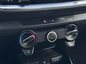 Kia Stonic (2021) thumbnail 14