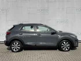 Kia Stonic (2021) thumbnail 7