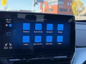 Volkswagen ID.4 (2020) thumbnail 15