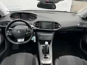 Peugeot 308 (2018) thumbnail 17