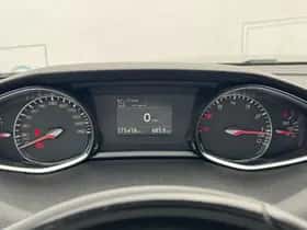 Peugeot 308 (2018) thumbnail 6