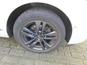 Opel Astra (2021) thumbnail 6