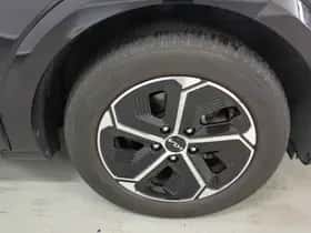 Kia Niro (2023) thumbnail 10