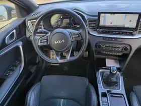 Kia Ceed Sportswagon (2023) thumbnail 4