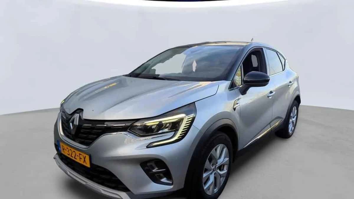 Renault Captur (2022) — foto 1