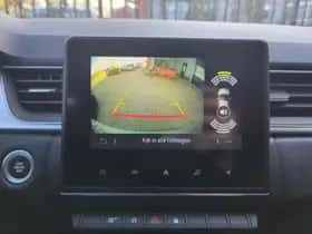 Renault Captur (2022) thumbnail 7