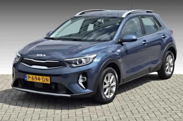 Kia Stonic (2022) thumbnail 1