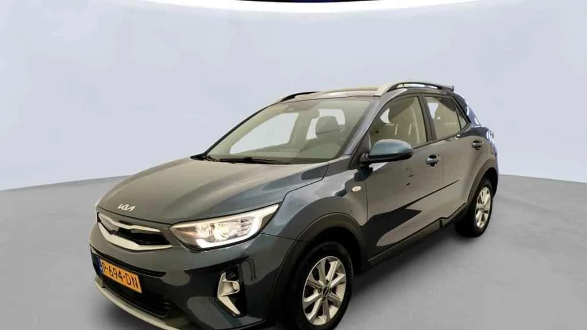 Kia Stonic (2022) — foto 1