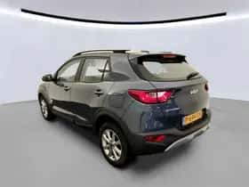 Kia Stonic (2022) thumbnail 3