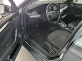 Škoda Octavia (2022) thumbnail 3