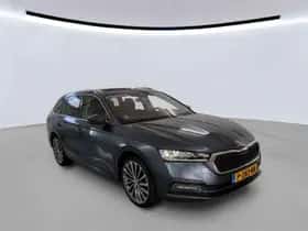 Škoda Octavia (2022) thumbnail 8