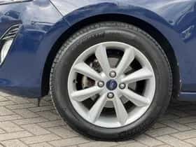 Ford Fiesta (2018) thumbnail 33